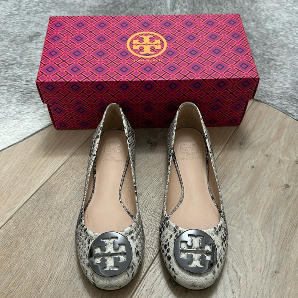 Tory Burch flats